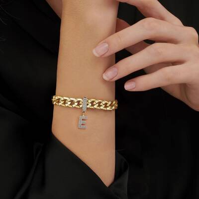 Çağla X Ema Sallantılı Taşlı Harf Charm - 1