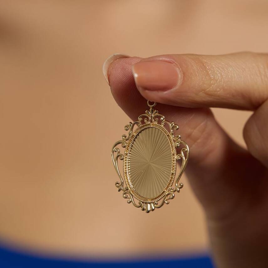 Kalemli Plaka Altın Kolye Ucu - Semih Haşhaş Kuyumculuk