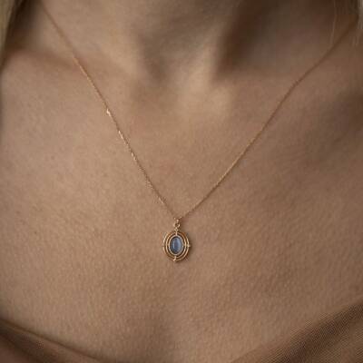Mavi Taşlı Oval Altın Kolye - 1