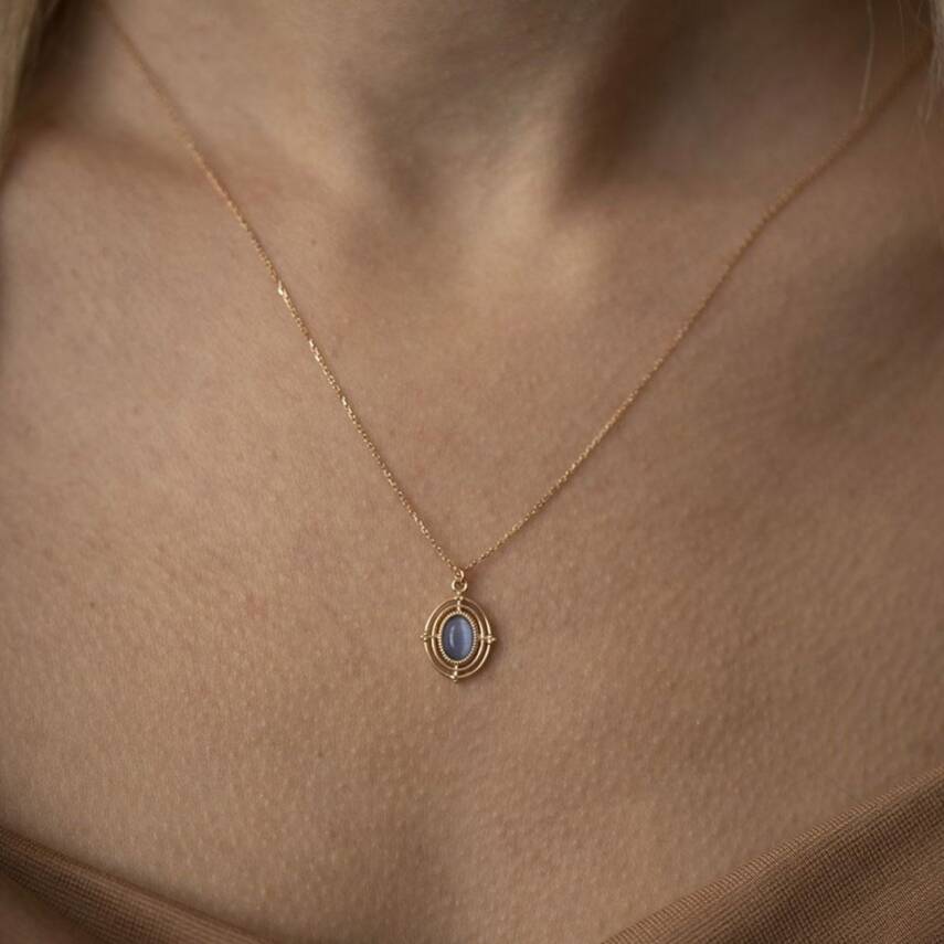 Mavi Taşlı Oval Altın Kolye - 1