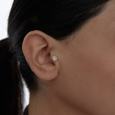 Oval Kesim Taşlı Altın Tragus Küpe - 1